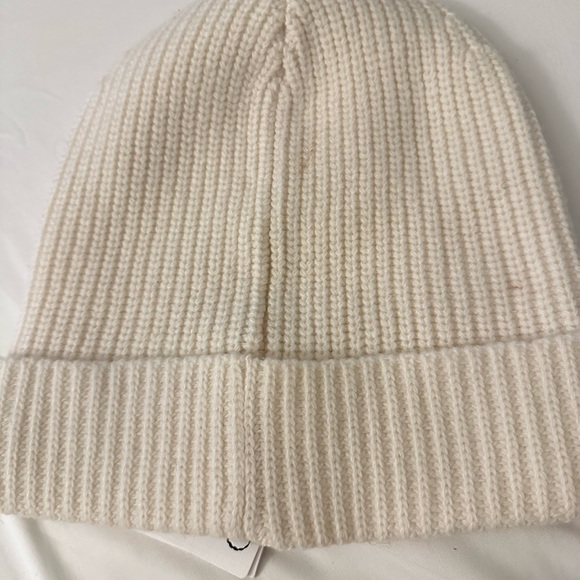 Celine beanie - Picture 2 of 6
